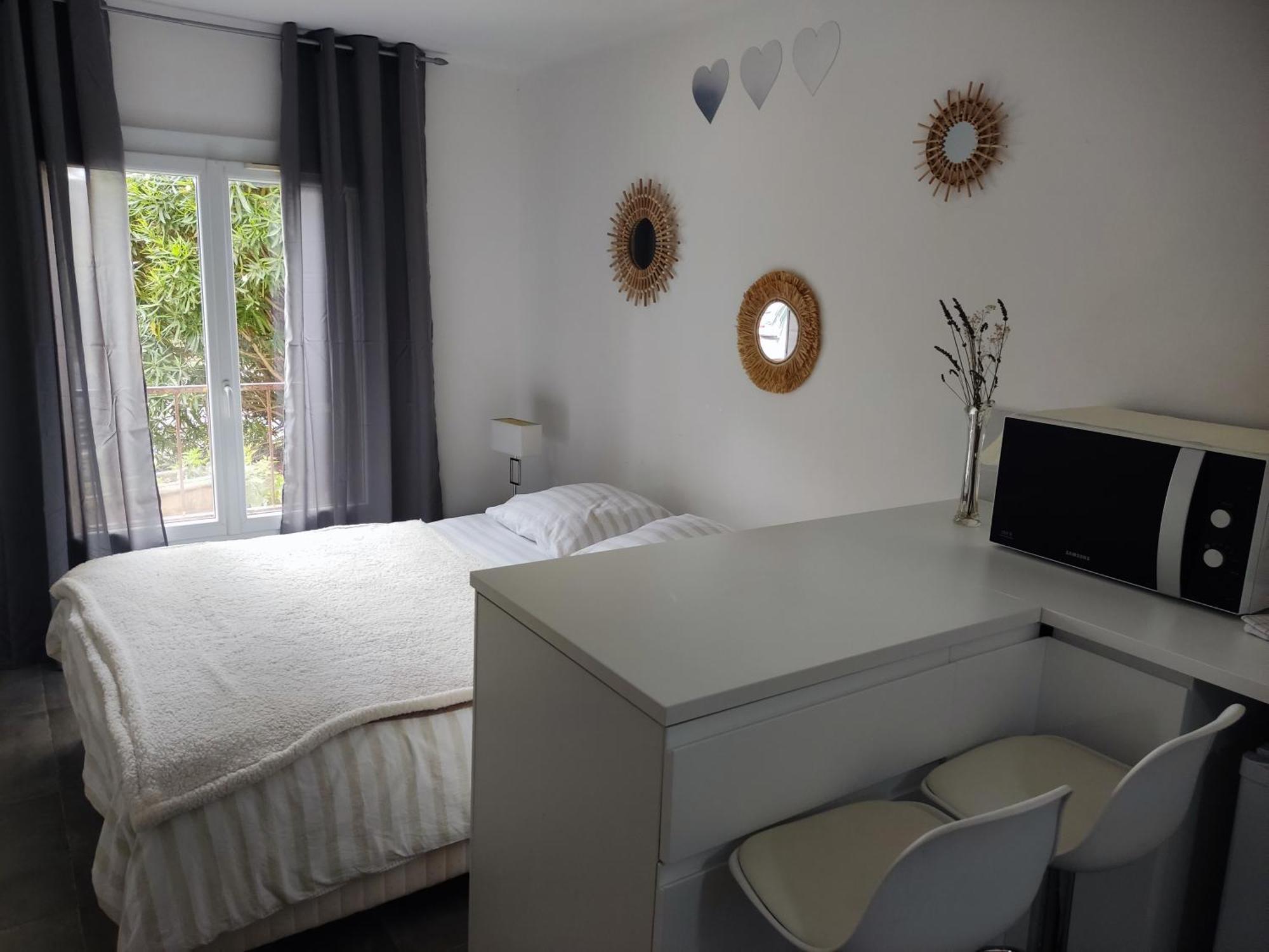 Provencal-Style Apartment 普罗旺斯地区艾克斯 外观 照片