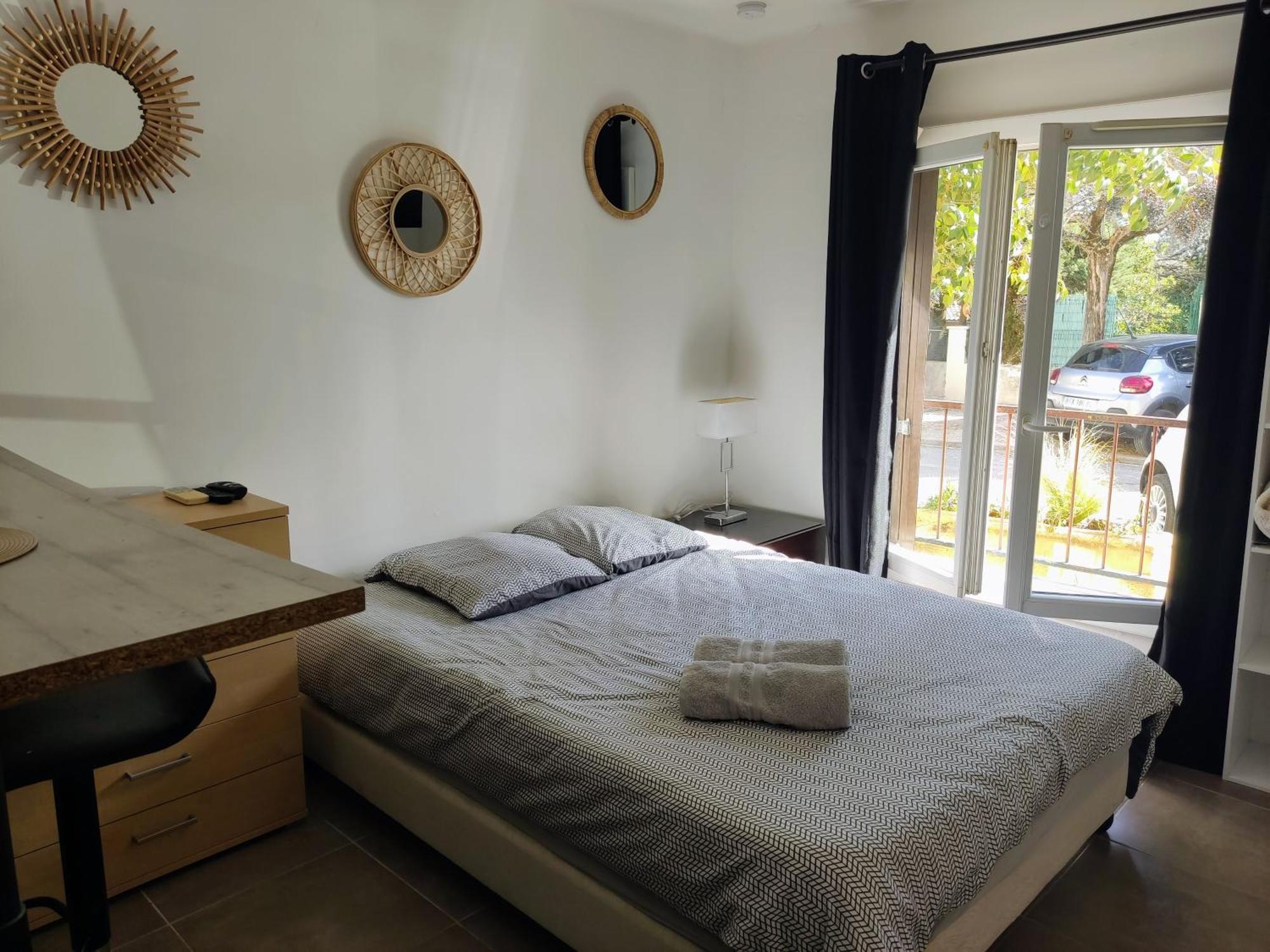 Provencal-Style Apartment 普罗旺斯地区艾克斯 外观 照片